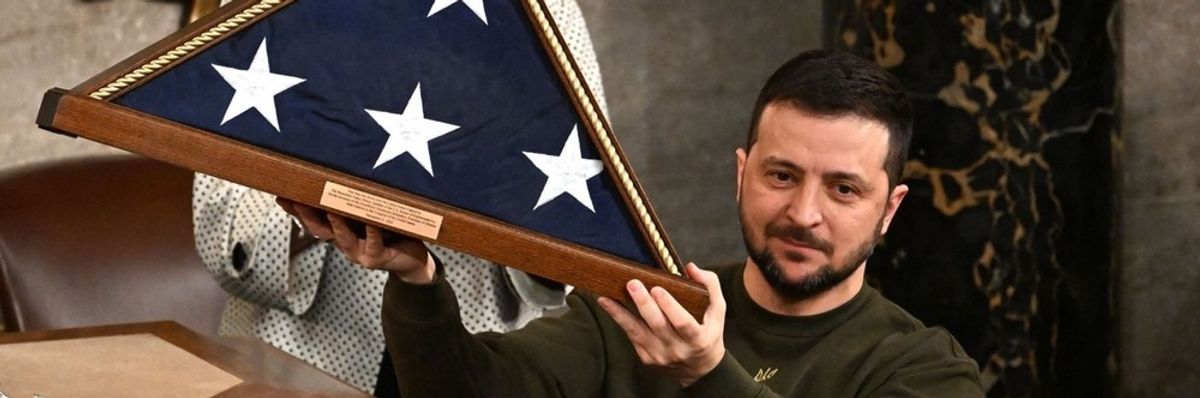 Shutterstock_2250551125