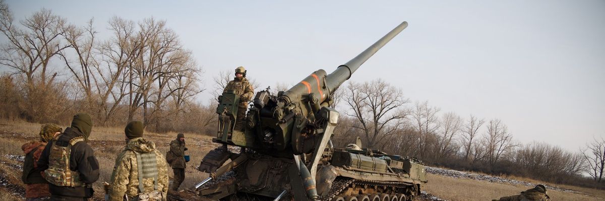 Shutterstock_2263898547-scaled-e1677184551178