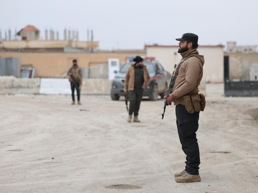 Syrian Army secures dozens of villages in the northeast countryside after the withdrawal of Kurdish fighters from Syrian Democratic Forces
