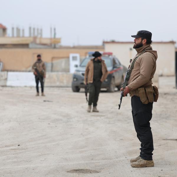 Syrian Army secures dozens of villages in the northeast countryside after the withdrawal of Kurdish fighters from Syrian Democratic Forces