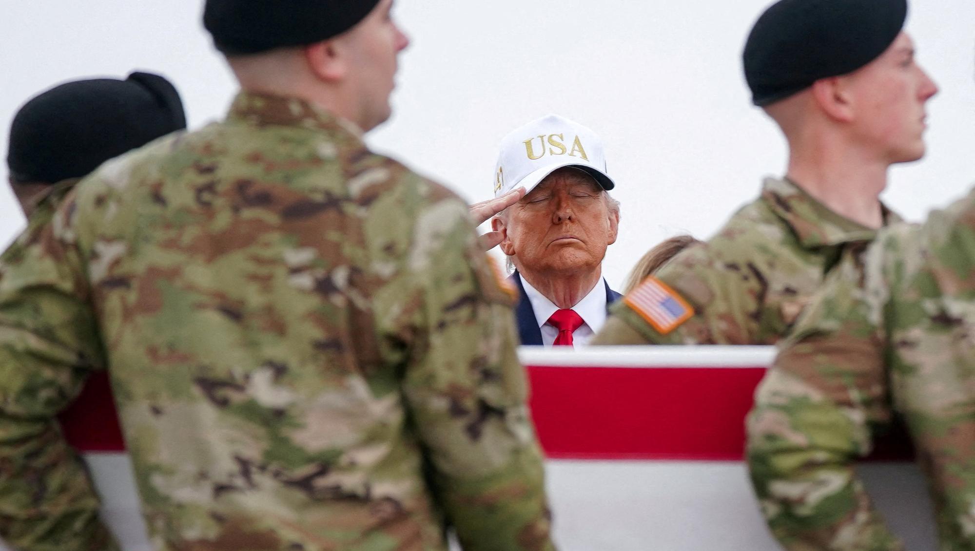 Trump dover kuwait remains Army service members
