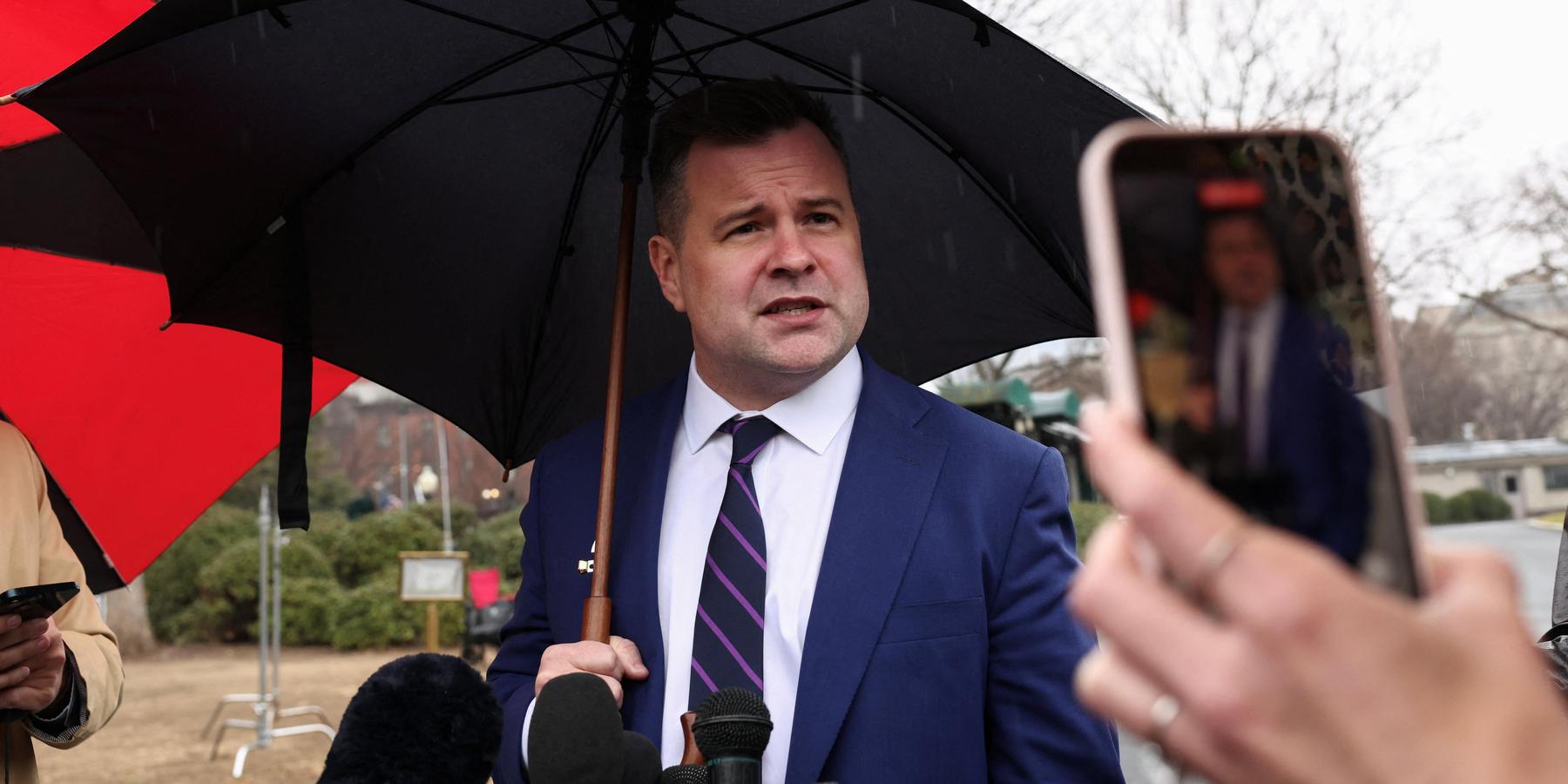 Trump taps loyalist with no intel experience to lead US spy agencies