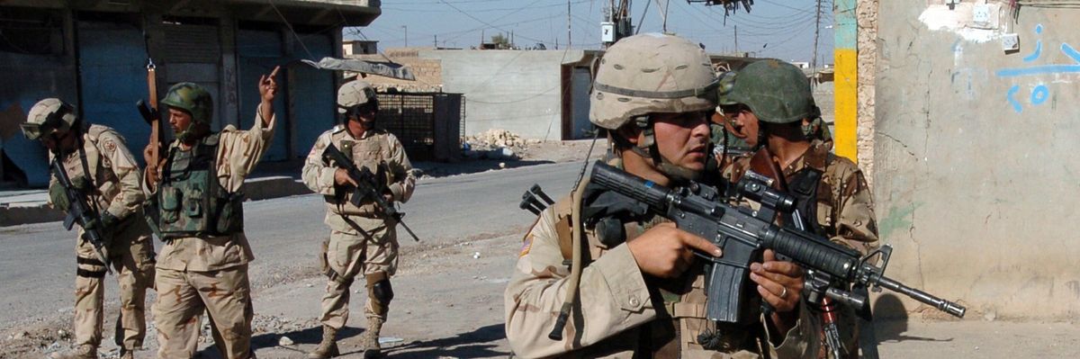 U.s._army_and_iraqi_soldiers_tal_afar_iraq_sept._11_2005