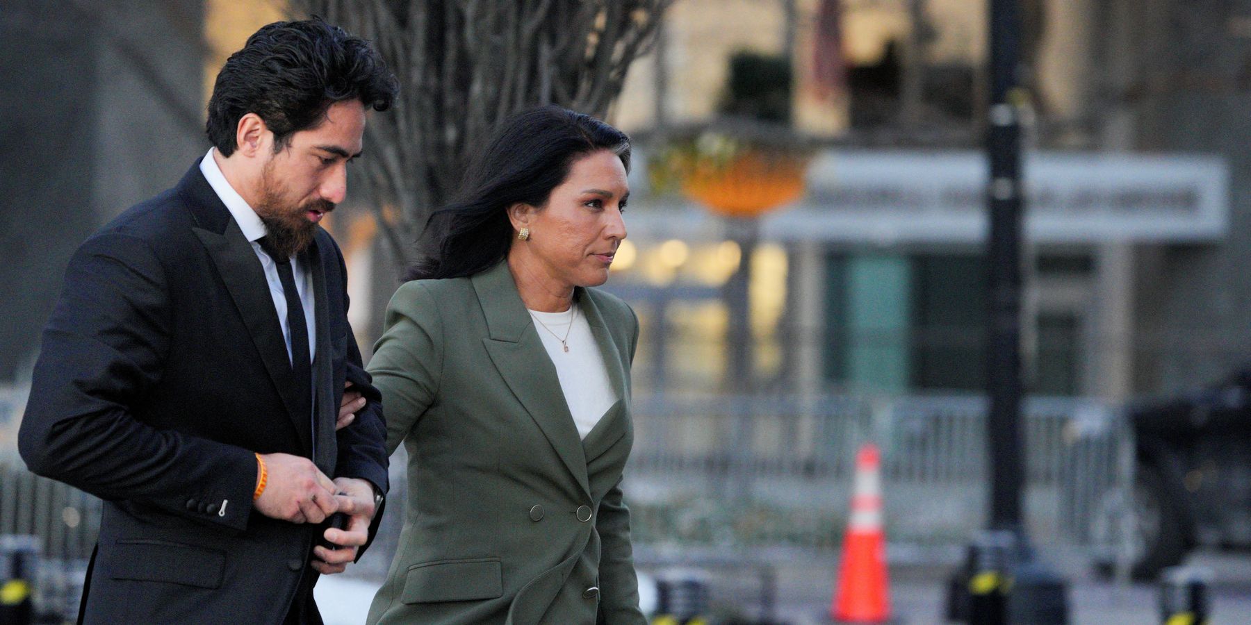 Sen.Cotton on Tulsi: Don't 'impugn her patriotism or integrity'