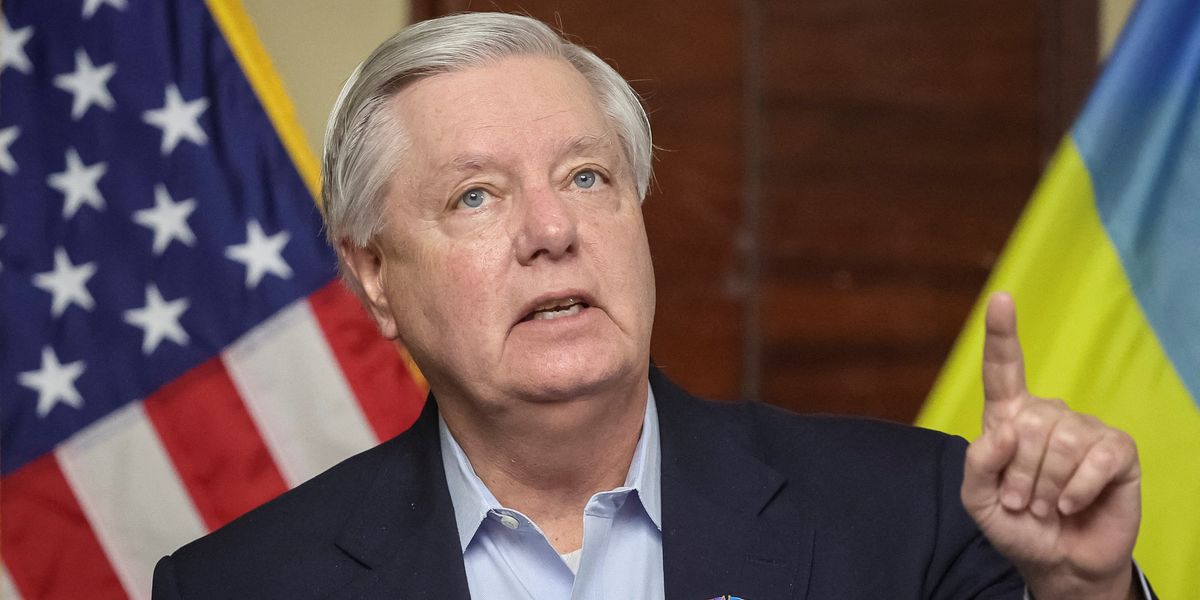 Lindsey Graham wants to force more Ukrainian men into the draft