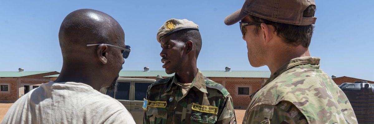 Us_forces_work_alongside_african_military_members-scaled